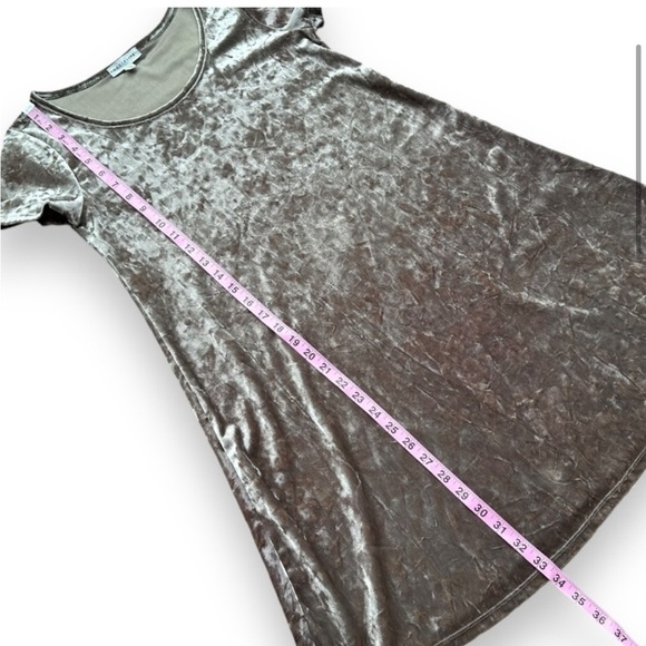 Socialite Silver Crushed Velvet Short Sleeve Mini Dress | Size Extra Small - Picture 2 of 3